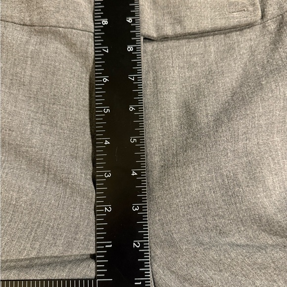 Ann Taylor Gray Grey Wide Leg Pants women’s work trousers. Size women’s 6 - Picture 4 of 5